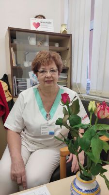 Ruže spestrili deň zamestnankyniam v levickej nemocnici